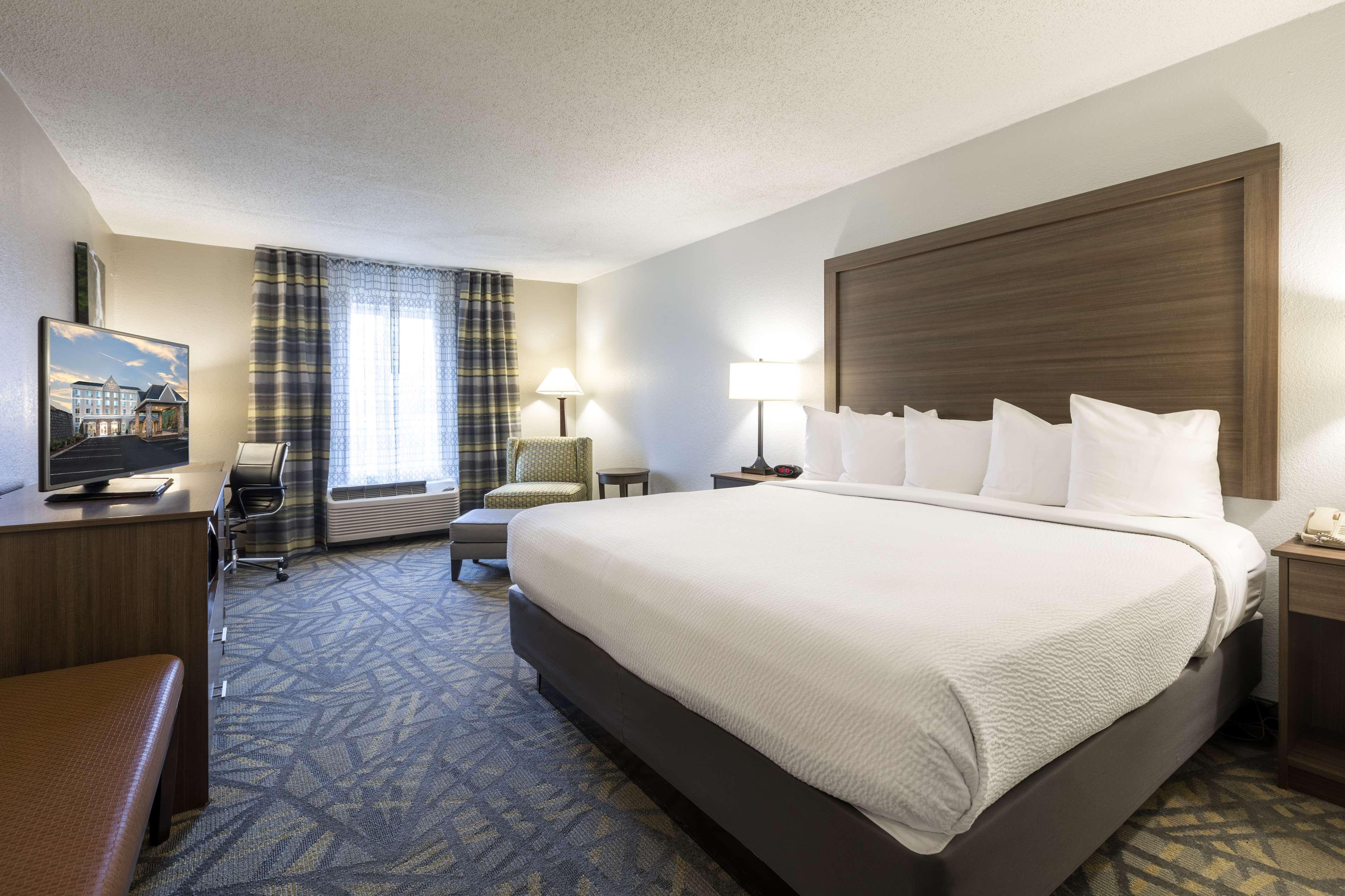 Country Inn & Suites By Radisson Asheville Downtown Tunnel Road 외부 사진