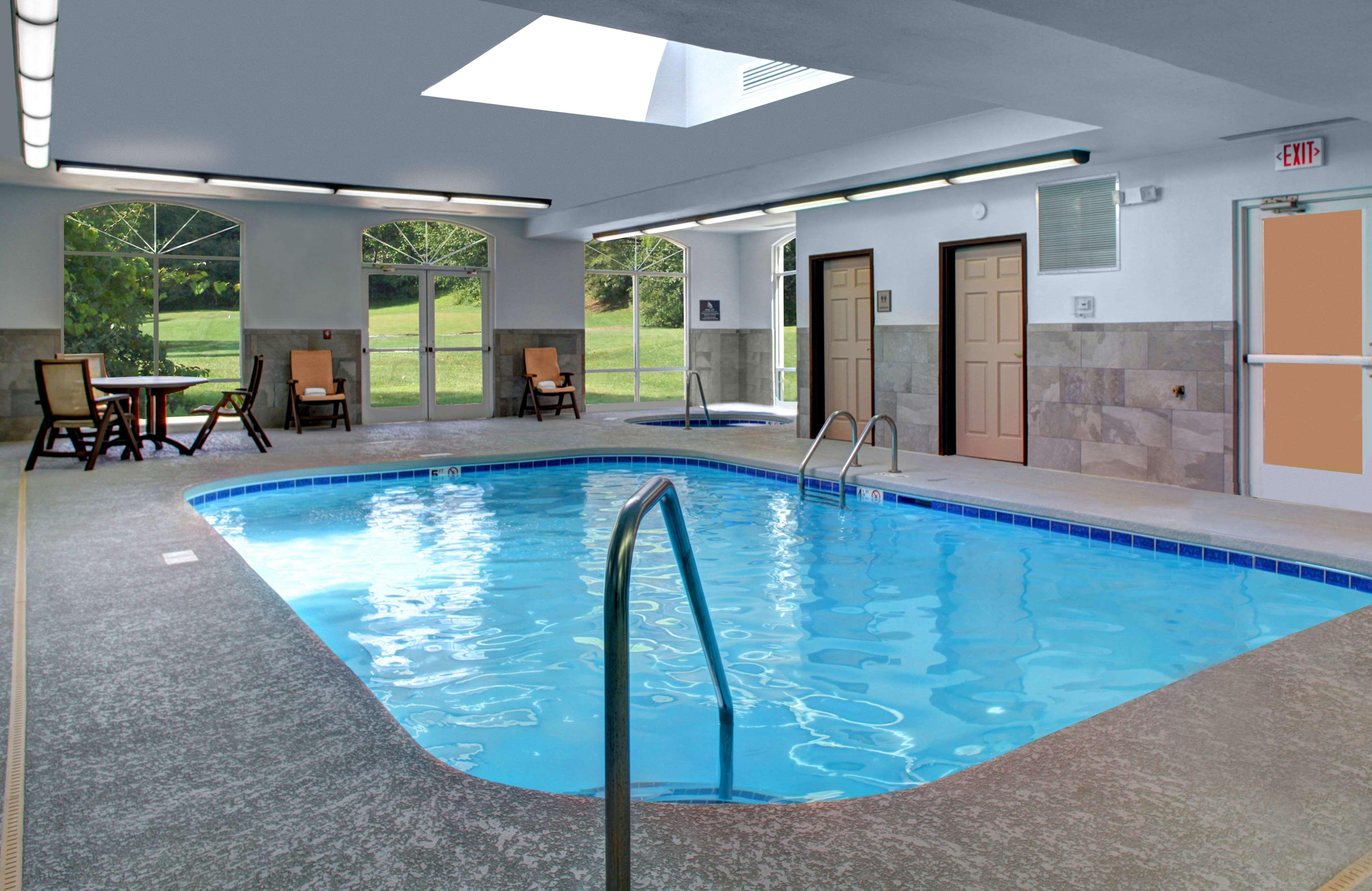 Country Inn & Suites By Radisson Asheville Downtown Tunnel Road 외부 사진