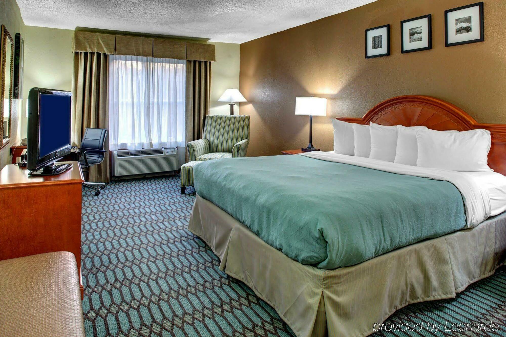 Country Inn & Suites By Radisson Asheville Downtown Tunnel Road 외부 사진